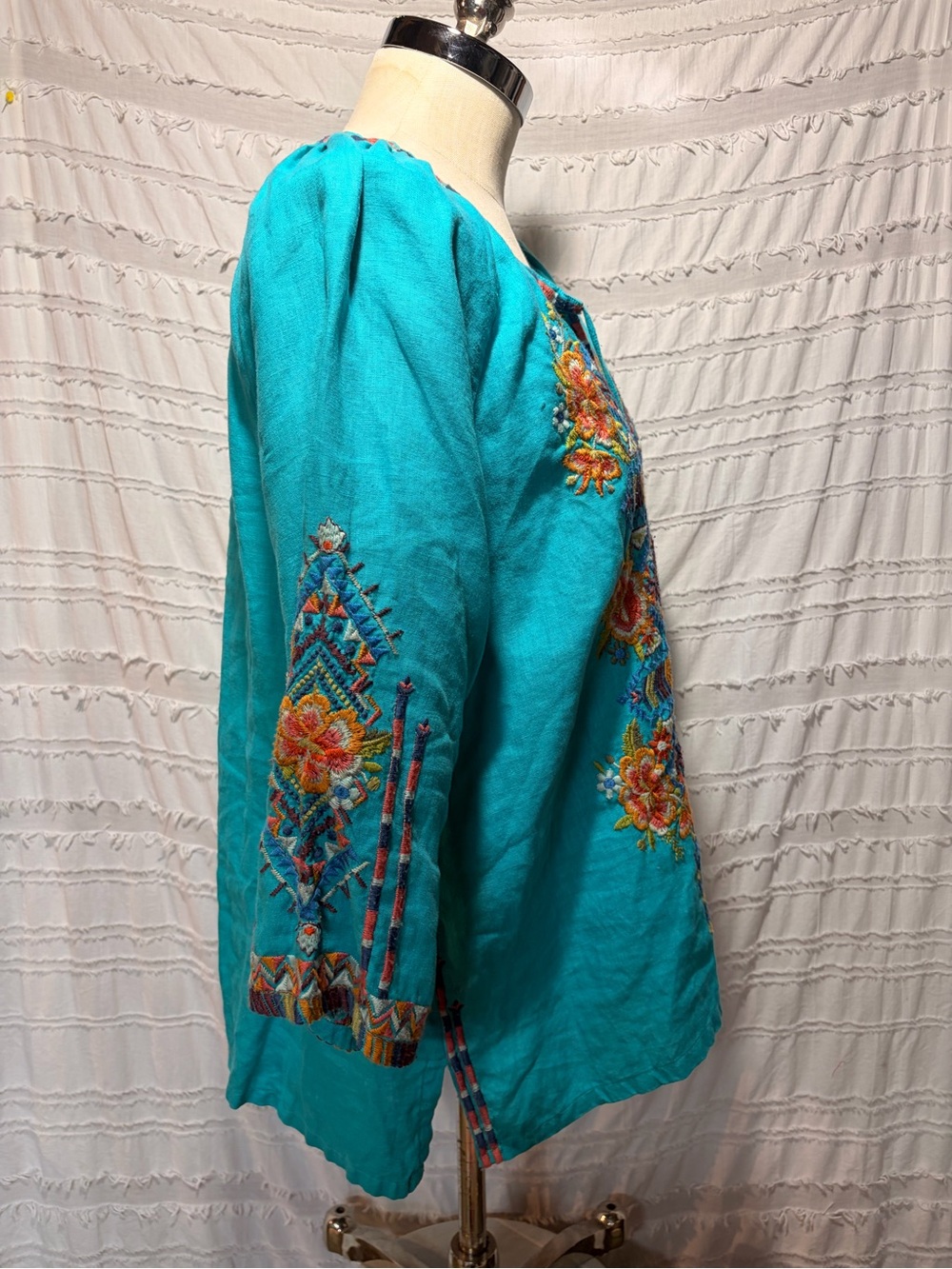 Johnny Was Sentrie Peasant Blouse - Picture 4 of 13
